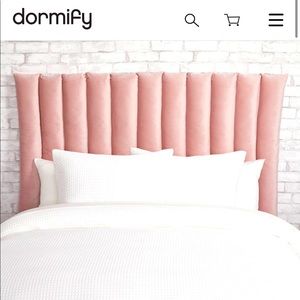 Dormify Velvent Headboard